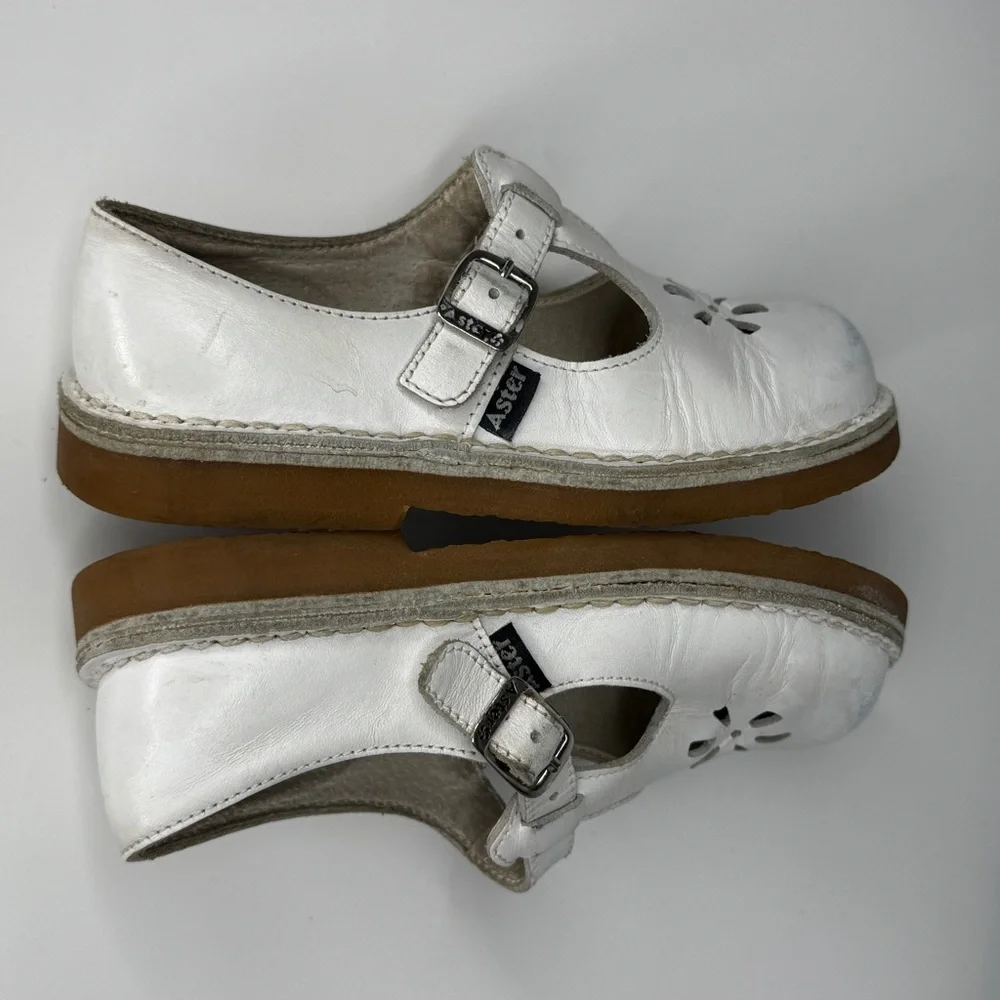 Aster Dingo Mary Jane Leather Shoes Girl 11 White Closed Toe Sandals Dress Shoes